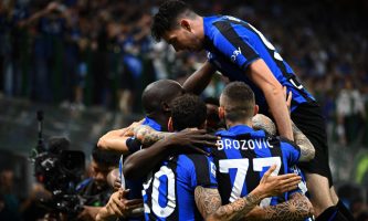 L’Inter Milan ha sigillato il proprio posto tra i primi quattro con una vittoria per 3-2 contro l’Atalanta